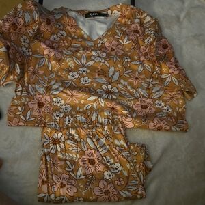 Women's Floral Pajama Set - Peach and Pink